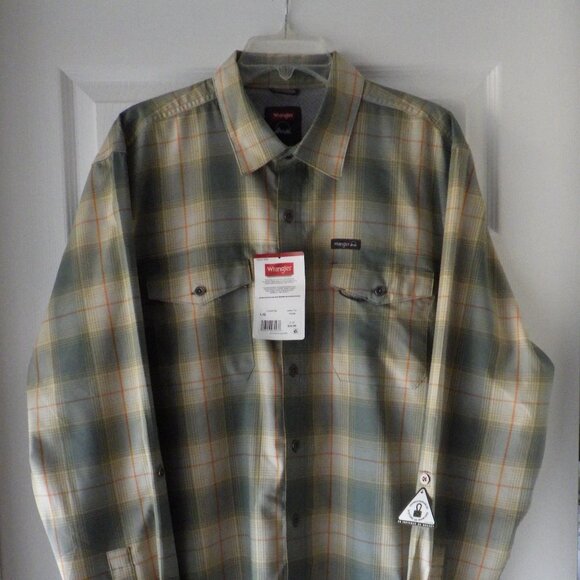 NWT Wrangler Mens Long Sleeve Dress Shirt Sz Lg Plaid Western Green Beige Pocket - Picture 2 of 9